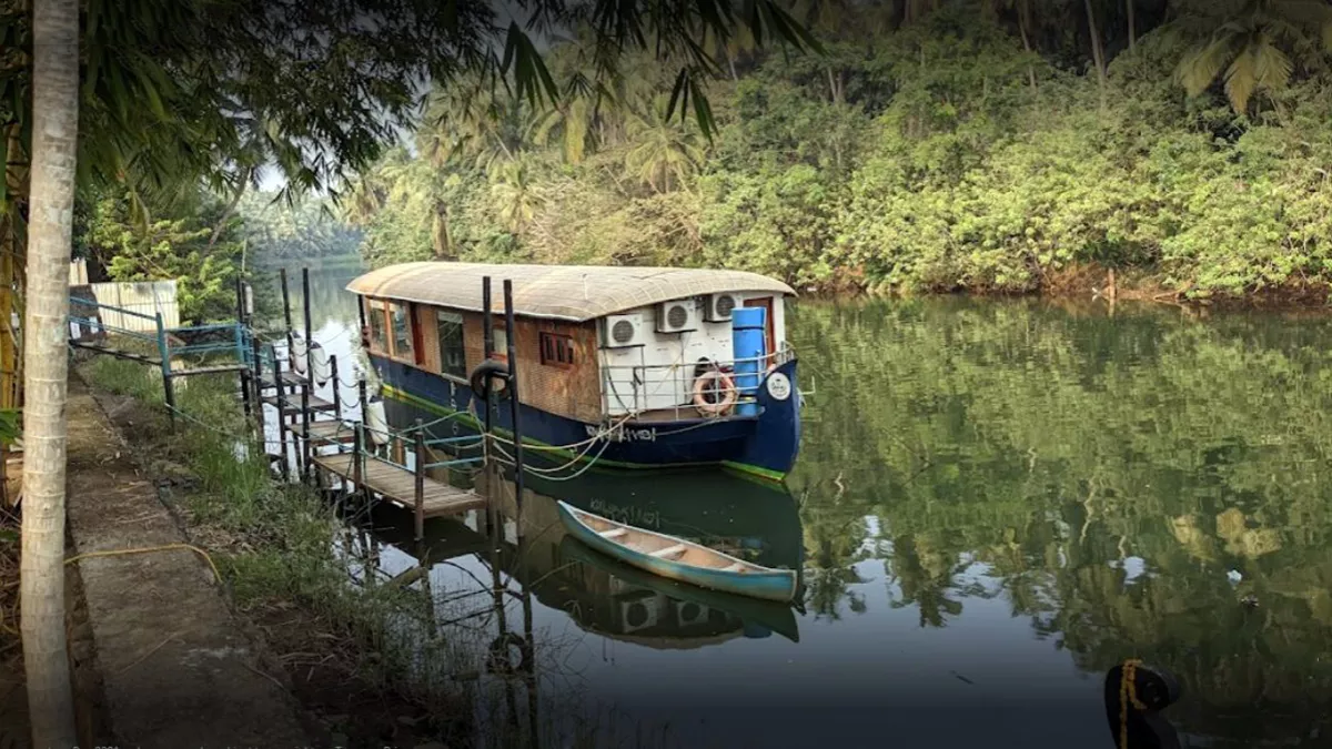Houseboat